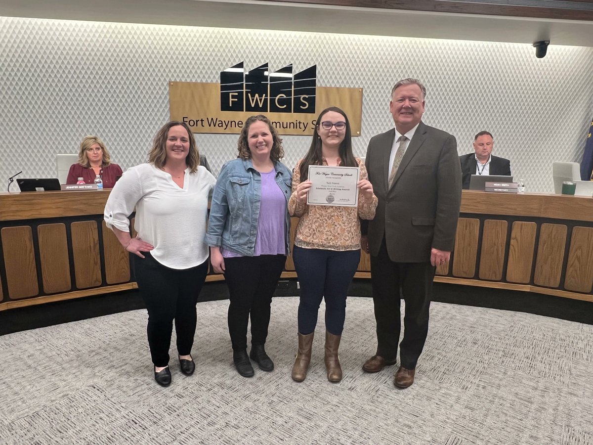 FWCommSchools's tweet photo. Monday night our board recognized students who won both regional and national Scholastic Awards for Art and Writing. Winners were from #NorthSide, #Snider, #SouthSide and #NewTechAcademy at #Wayne. Our public schools produce great art. #PSW23 #BoardRecognition https://t.co/2CfalnAYQL