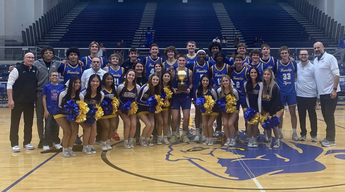 FrenshipSports's tweet image. 👏 What a season! 
Our Tigers fought hard w/ a tough 56-54 loss to Byron Nelson in the Regional Quarterfinals. They finished the season 30-5 as the 6A District, Bi-District, &amp;amp; Area Champs! This is the 2nd consecutive year they've won 30 games in a season, a 1st in school history!