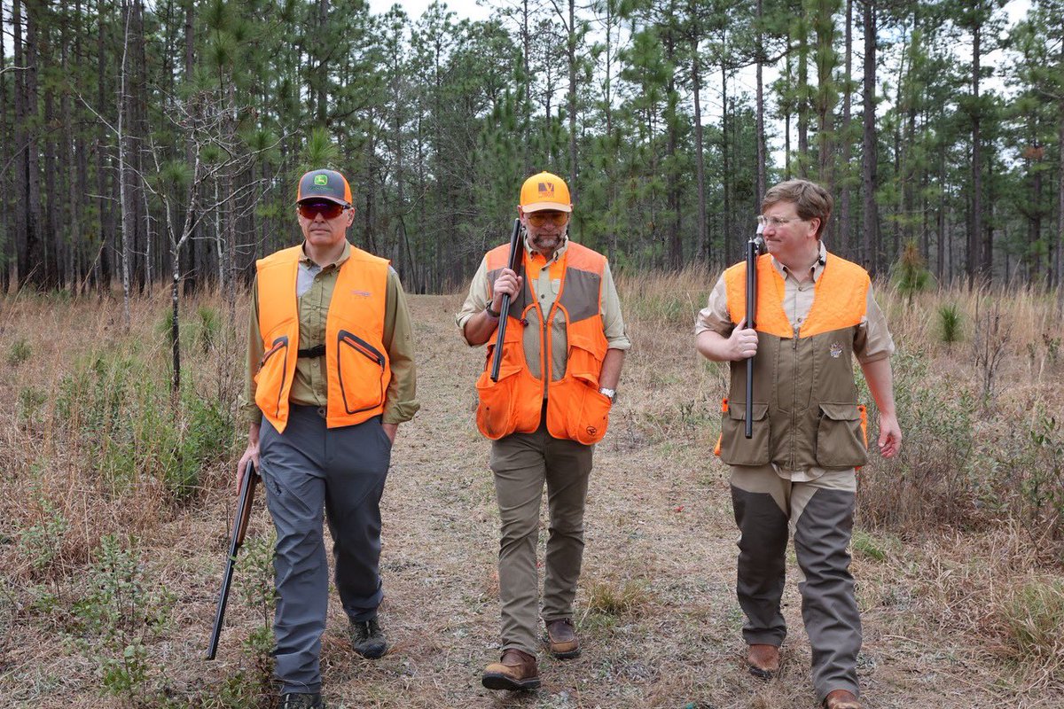 tatereeves's tweet image. Had a great time at the 2023 Governor’s Hunt! The event helps support the Foundation for Mississippi Wildlife, Fisheries, and Parks.

The foundation plays a key role in conservation efforts that help preserve Mississippi’s hunting and fishing resources for generations to come.