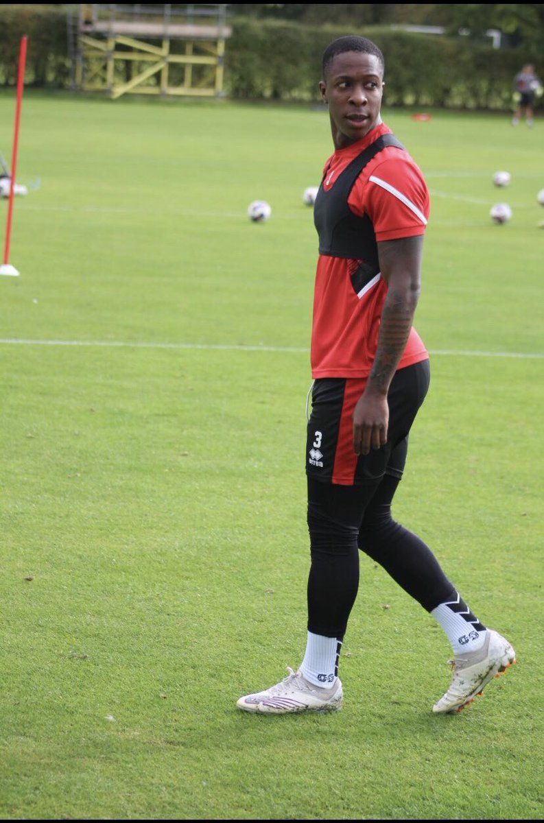 osei_08's tweet image. 4 grips socks for £20 

You won’t find a better deal ! 🧦.

Join the club #gripngrnd #ballersonly 

DM for enquires or gripngrnd.com to order 

#RT