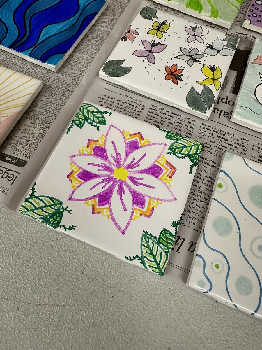 LZHSFCS's tweet image. Interior design students created tile coasters to demonstrate everything they’ve learned about elements &amp;amp; principles of design. They all really showcased their skills &amp;amp; talents within their final coasters! #InteriorDesign #ElementsOfDesign #BetterTogetherD95