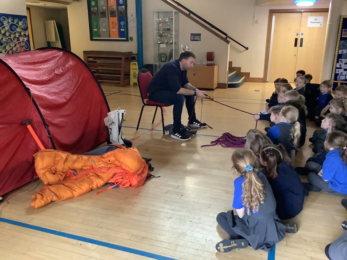 NPSMissEllis's tweet photo. What a fantastic morning we had! We learnt all about the different types of equipment and clothing you need for an Everest expedition, and we even got to try some freeze-dried cake! #NPSGeography https://t.co/EOk7XnziEu
