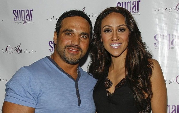 Who's side are you on?

Like for the Giudice Girls. Retweet for the Gorgas. 

#RHONJ