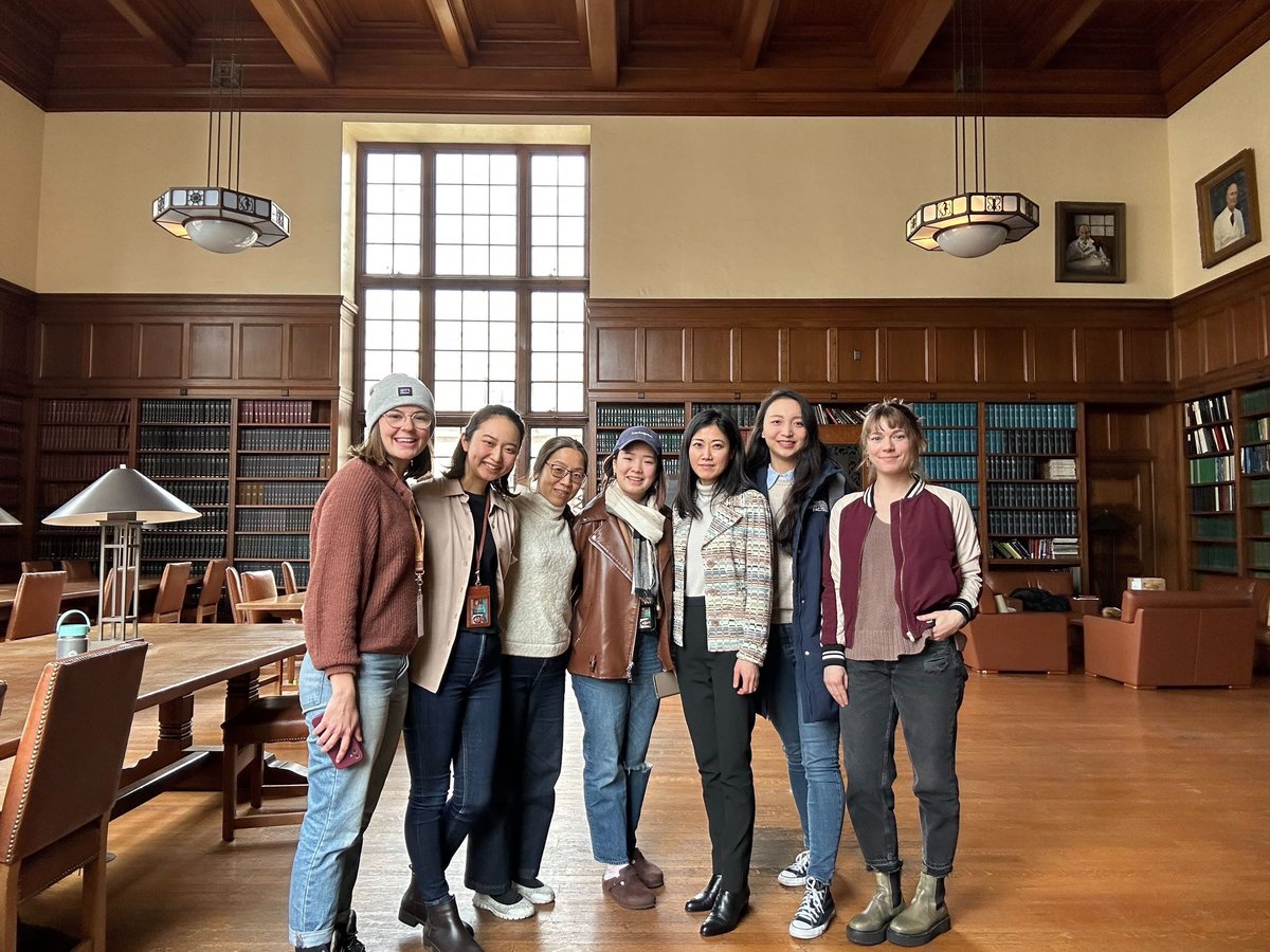 We were very honored to host Dr. Gloria Choi <a href="/ChoiLaboratory/">Choi Laboratory</a> for a coffee chat, where we got to learn more about her journey as a professor navigating the (relatively new) field of Neuroimmunology 🧠🦠, and gain advice and insights as a woman in STEM. 🤩