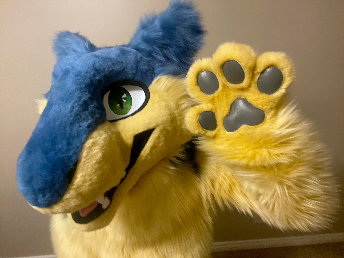 Headed out to <a href="/VancouFUR/">VancouFur 2026 - Wonderland</a>. c:

🪡 - <a href="/FurtasticStudio/">FurtasticStudios</a>