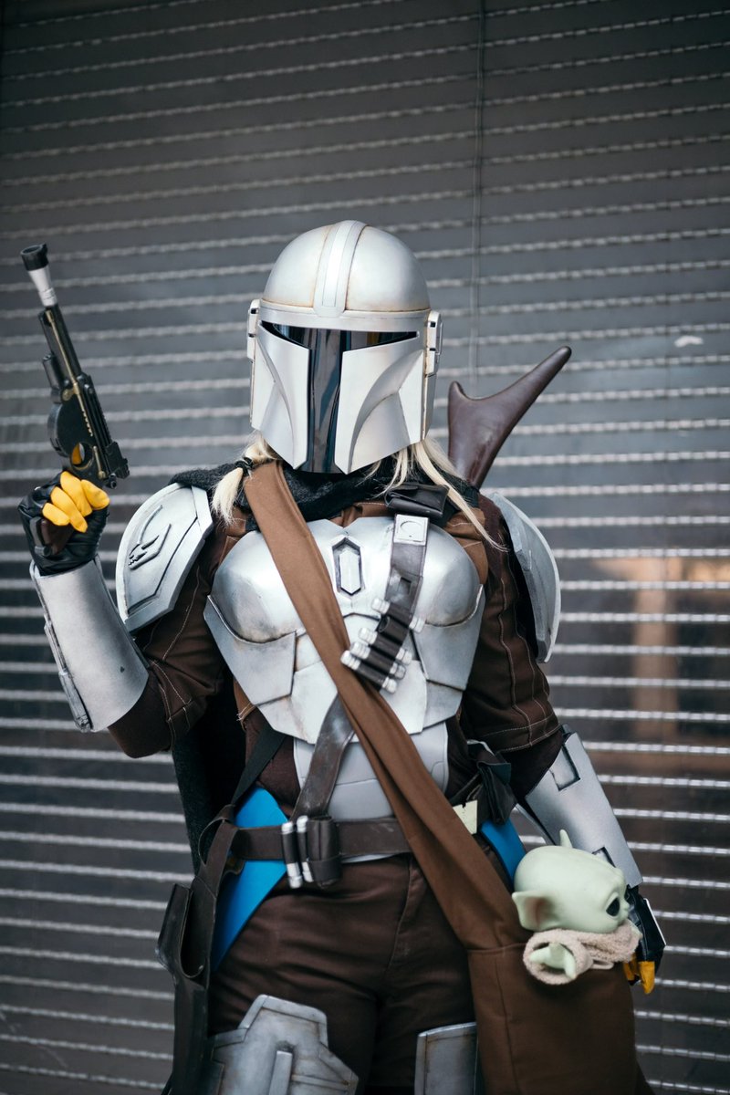 huracosplay's tweet photo. This is the way! Ready for #TheMandalorain Season 3 #pedropascal @DisneyPlus @Disney @starwars https://t.co/WF9IvVg2IU