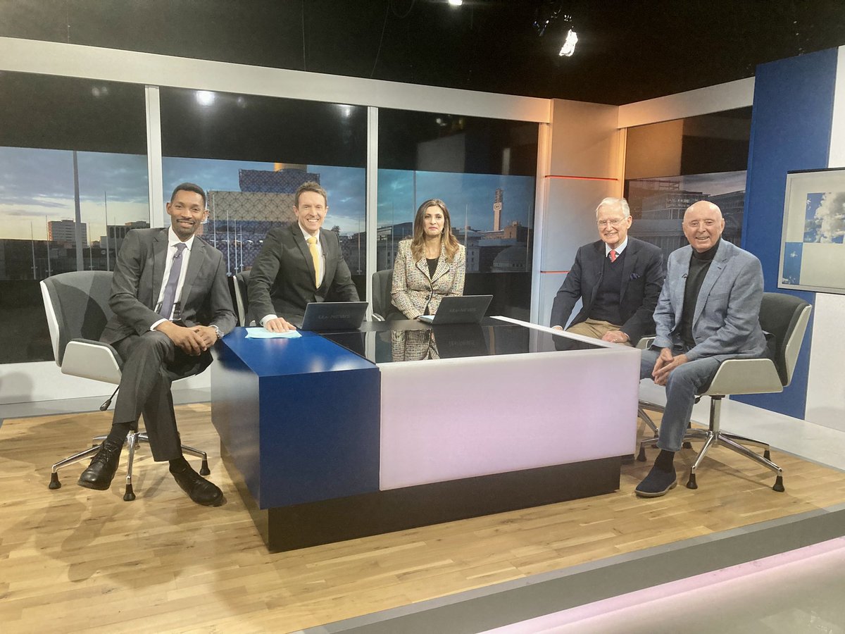 A real treat tonight. Joined in the studio by not only Bob Warman but one of my all time favourite comedians <a href="/carrottofficial/">Jasper Carrott</a> - they’ll tell us about the special show they are putting on in May… join <a href="/SameenaITV/">Sameena Ali-Khan</a> , Des and me at 6 for <a href="/ITVCentral/">ITV News Central</a>