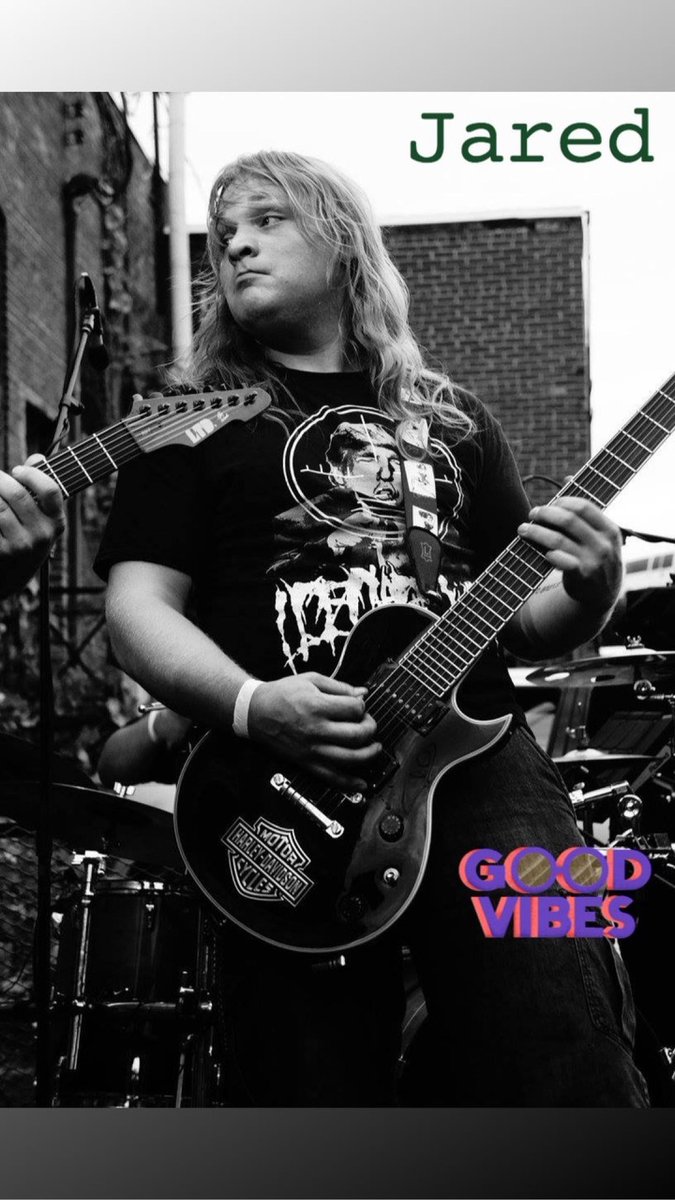 TheGSJOfficial's tweet photo. Our guitar player Jared brings nothing but good vibes to @thegsjofficial!

Happy Wednesday from all of us here at #TheGrandstandJockeys!

.
#thegsj #hardrockband #grungeband #postalternative https://t.co/ql5ZgR1O96