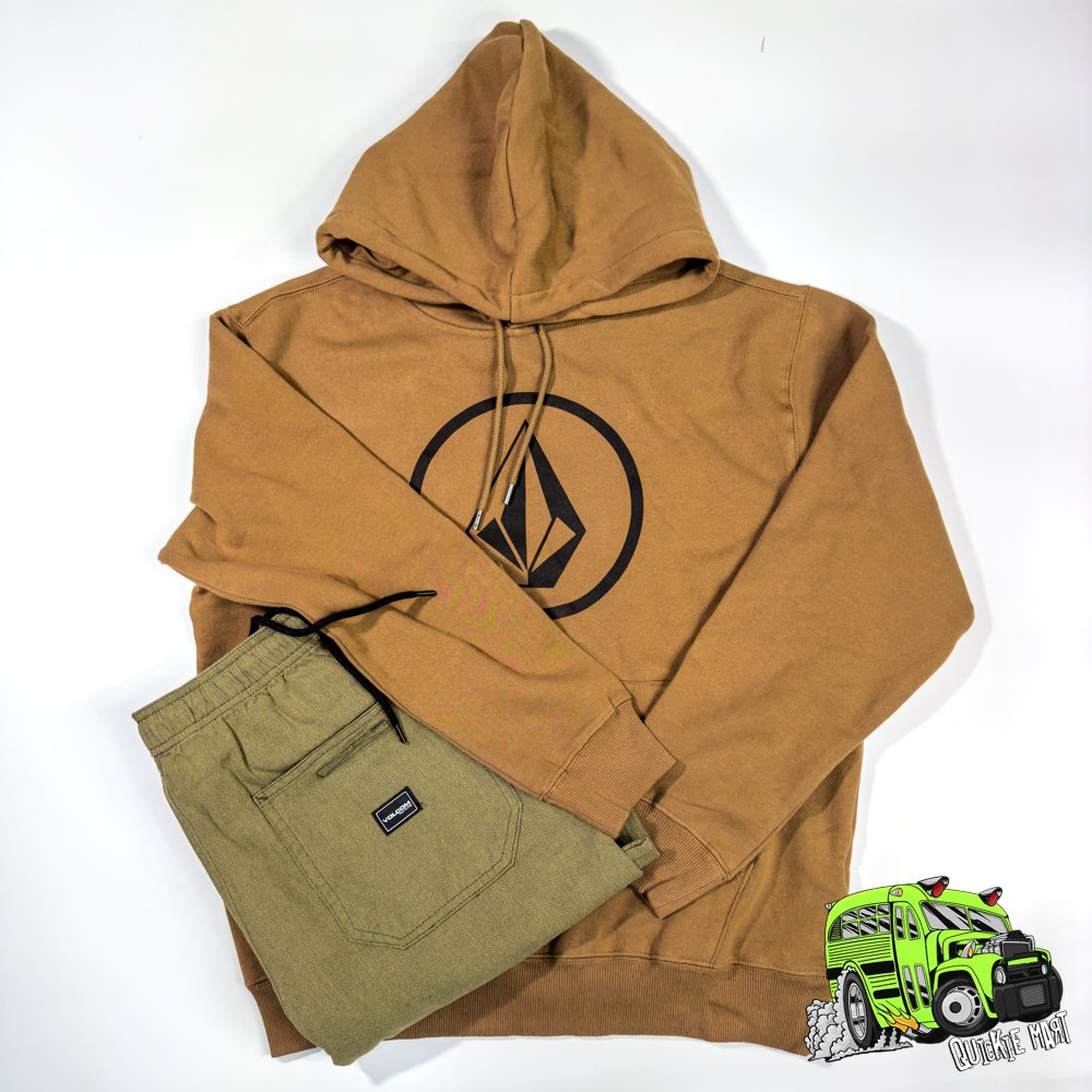 QUICKIE-MART | VOLCOM
All new styles from Volcom are now on the racks at Quickie-Mart. Swing by and check out our collection.

#skate #skateboarding #skategear #skater #skatebrand #skateclothing #skateboardclothing #apparel  #bmx #ridebmx #bmxapparel #skateshop #buylocal #local