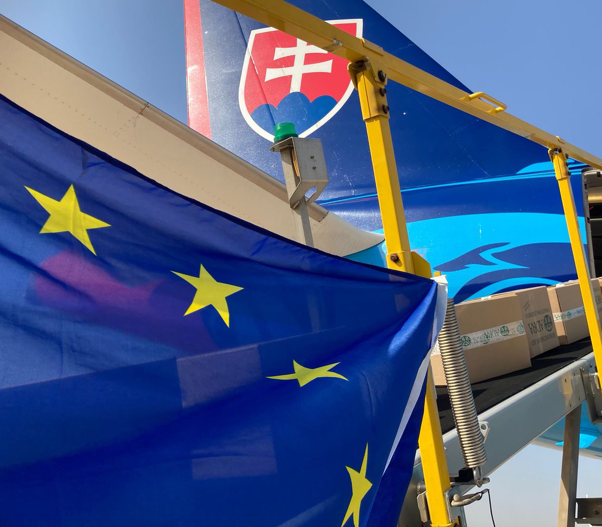 6️⃣ tons of humanitarian aid was delivered to Beirut by the 🇸🇰gvt✈️ . It will be transported to 🇸🇾 thanks to @DG ECHO 2 mitigate the consequences of the devastating earthquake that hit 🇸🇾 at the beginning of February
#ODAmatters @Slovakia_MFA <a href="/IBrockova/">Ingrid Brockova 🌸</a>  <a href="/EUinSyria/">EU in Syria</a>