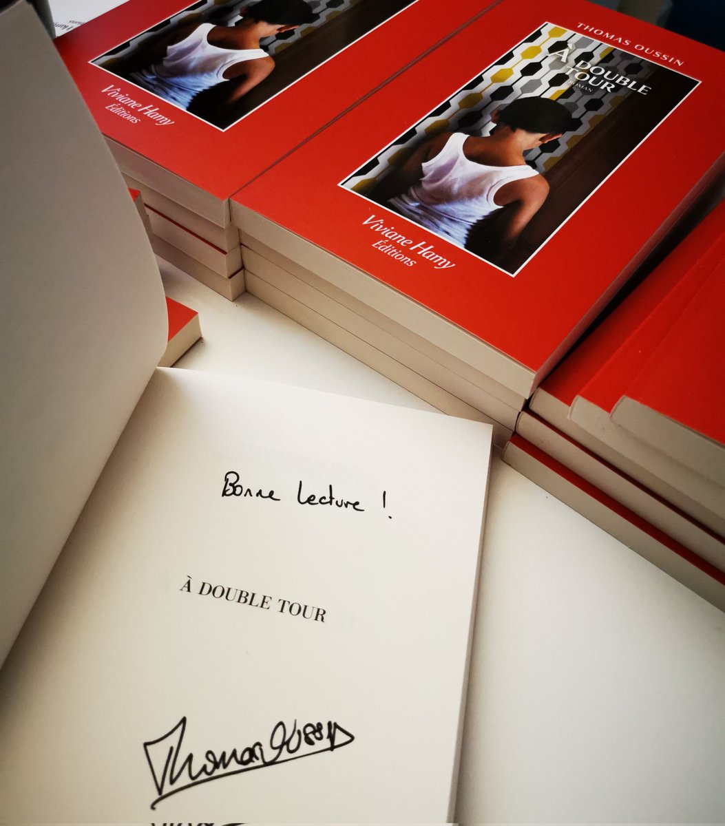 "À double tour", le nouveau roman de Thomas Oussin, est disponible en librairie depuis aujourd'hui ! 📙

RT+ Follow pour tenter de remporter un exemplaire dédicacé 🎉 

Vous avez jusqu'au vendredi 10 mars pour participer !
Bonne chance 🍀

#concours #JeuConcours #lecture