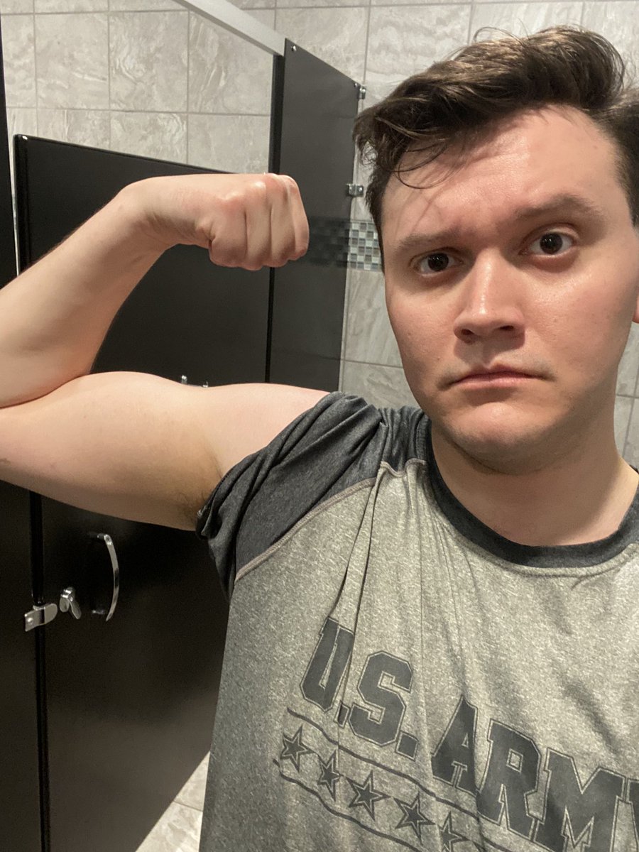 DavidBohlman's tweet photo. Happy to start seeing some progress on my biceps. Let’s keep it movin! #fitness #gym #workingout https://t.co/LMmG6uzfy0