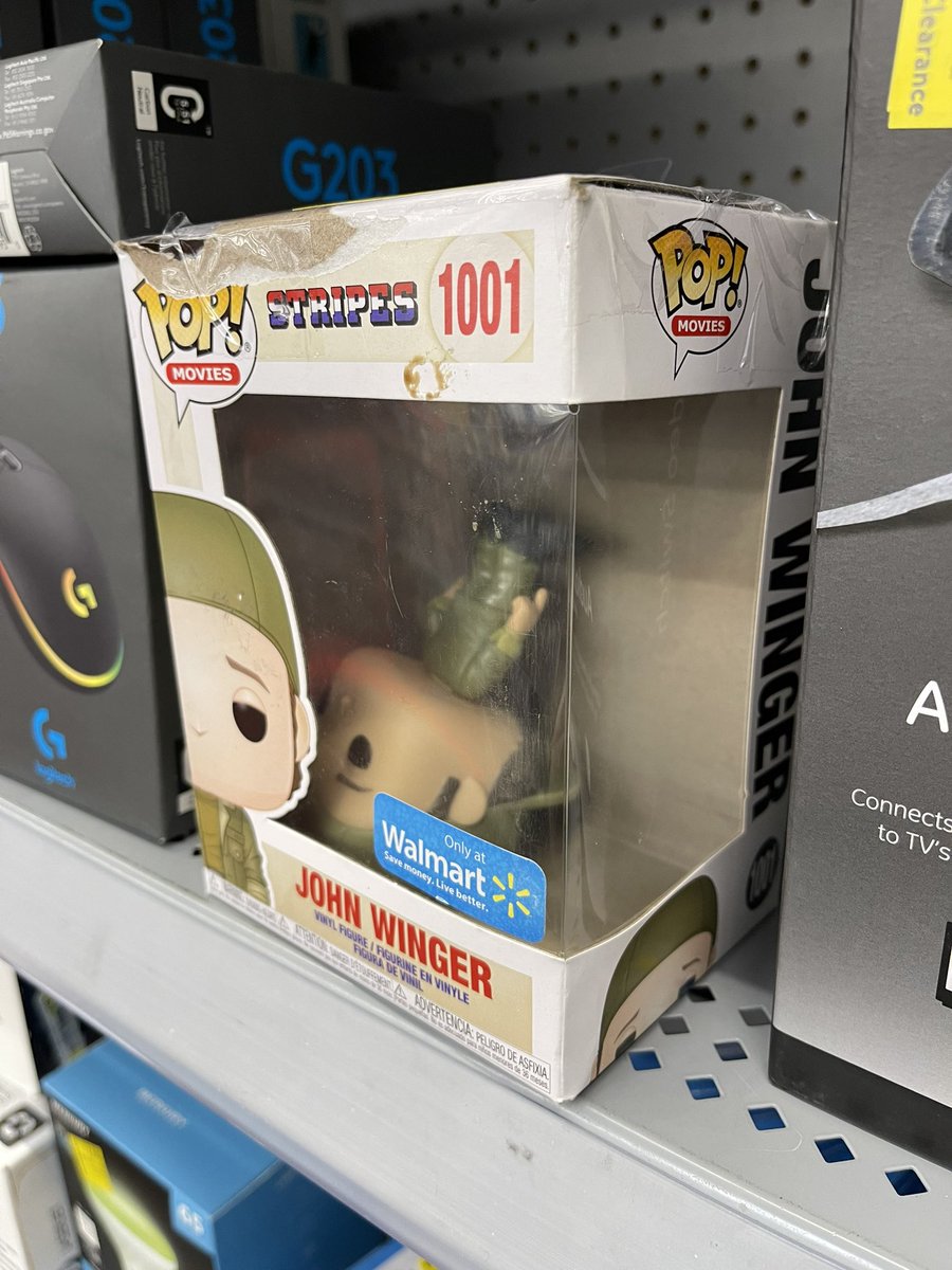 Popparooski's tweet photo. Walmart with some serious clearance deals @DisTrackers @funkofinderz #funko https://t.co/gpQ31ue0UJ