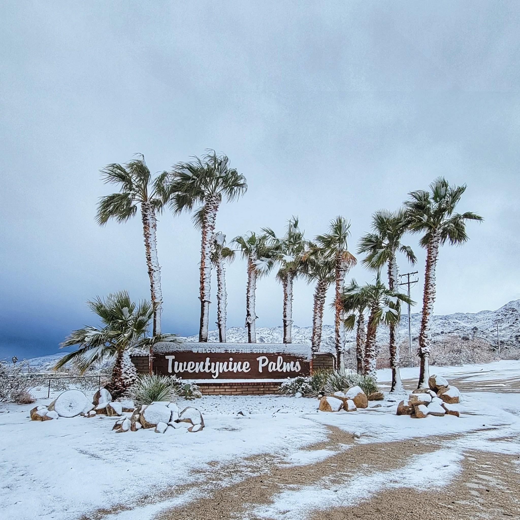 Visit 29 Palms on Twitter "It's a rare and very beautiful snow day in