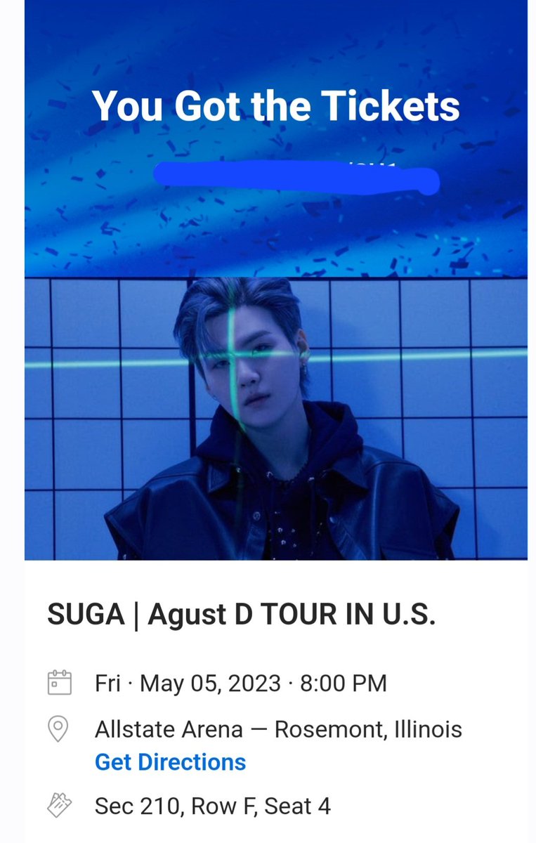 ekiliaris's tweet photo. It was for real a struggle but I managed to get one!!! #SUGA_AgustD_TOUR https://t.co/VMcFMF9Vbq