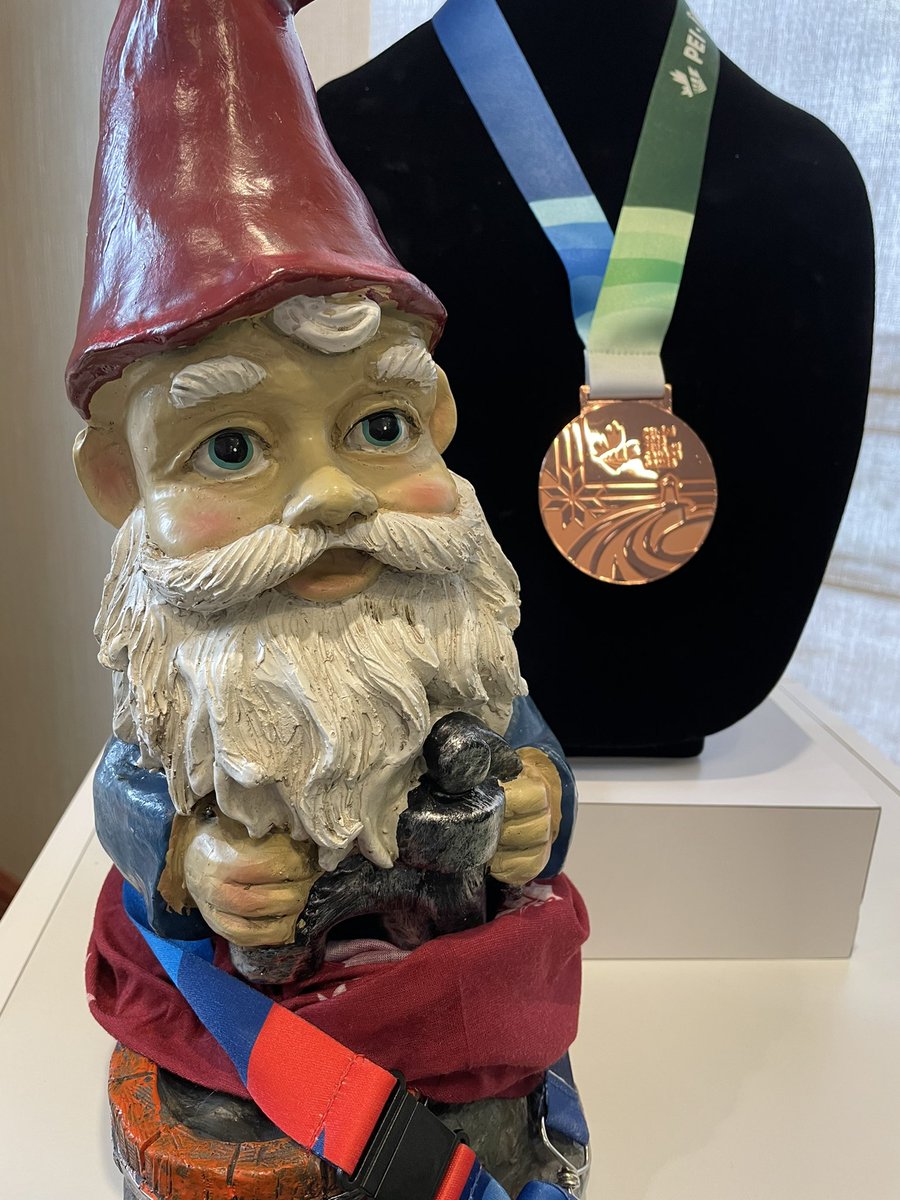 SHINY MEDAL ALERT:
Way to go @team_equipenb 
THREE <a href="/2023CanadaGames/">2023 Jeux du Canada Games</a> shiny medals today 🥉🥇🥉in fencing and judo <a href="/CanadaGames/">Canada Games | Jeux du Canada</a> #SportNB #CanadaGames #TeamEquipeNB #PEI2023