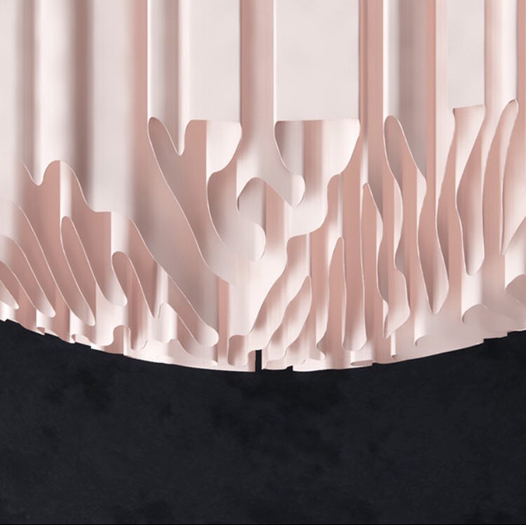 kartonshik's tweet photo. Experiment with a lamp, the possibilities of paper or copper foil

#design #lamp https://t.co/THvkDBoC23