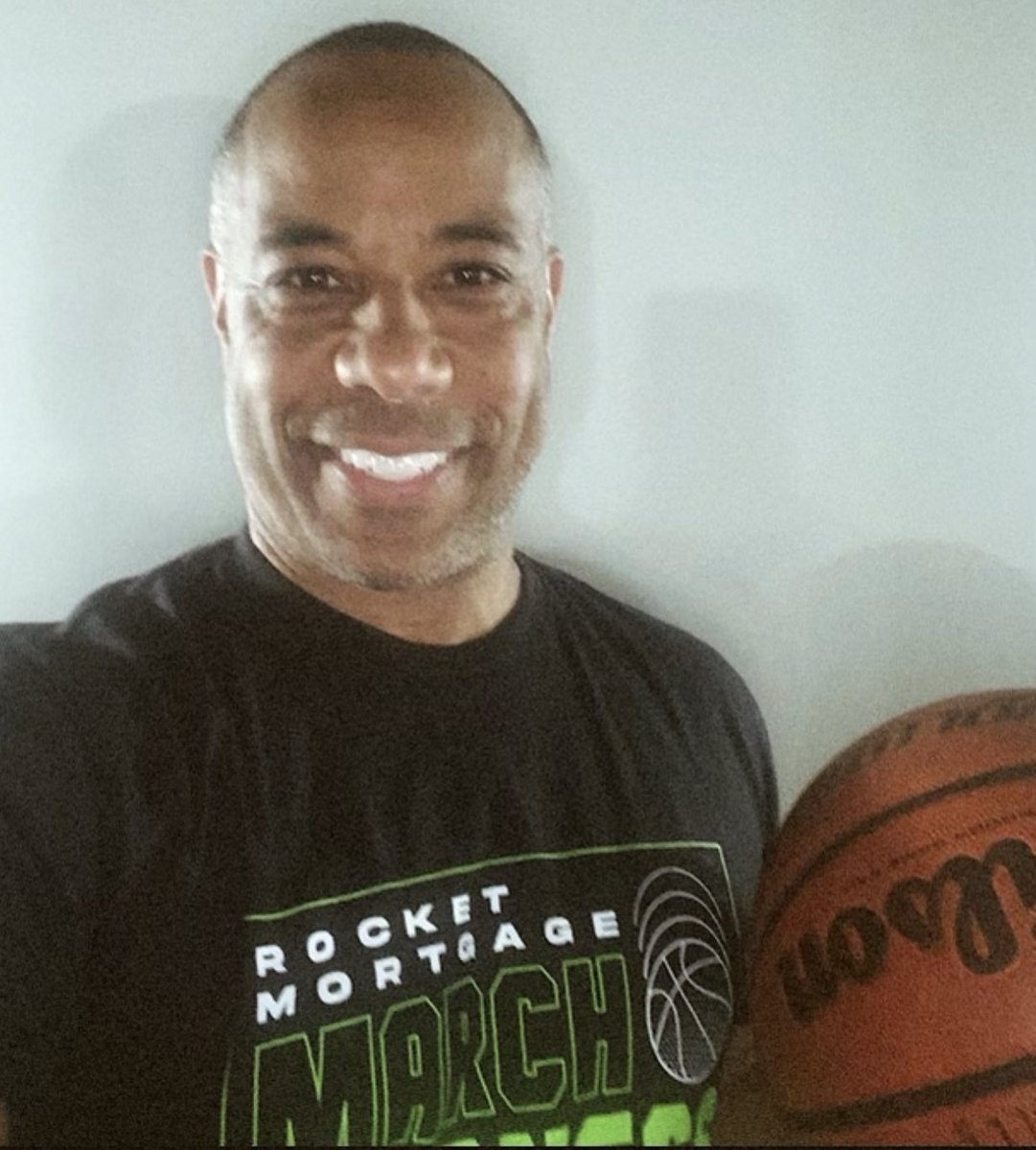 ⁦@RocketMortgage⁩ 🏀 It’s the most wonderful time of the year! #MarchMadness 🏀