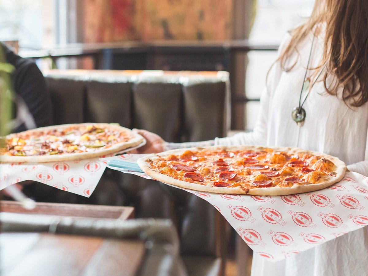 printedfoodwrap's tweet image. Creating your branded foodservice paper is quick and easy thanks to our free design service - send us your logo and we'll do the rest! 🎨

Orders from just 1,000 sheets and delivered in 7-10 working days 🎉

#foodservice #foodpackaging #foodwraps