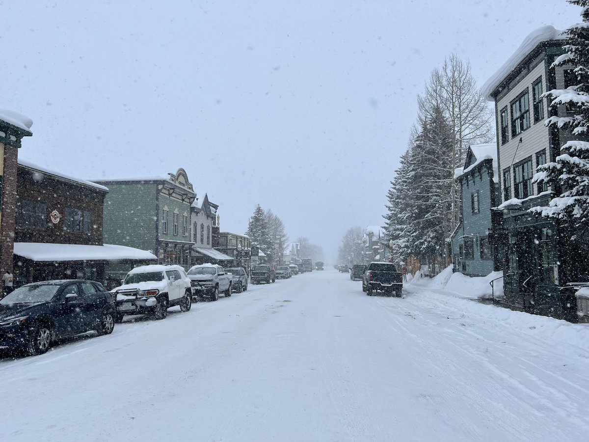 mraible's tweet photo. I love it when there's a tech conference in a ski town! โ๏ธ
#WinterTechForum #CrestedButte https://t.co/Dr0iU5KISj