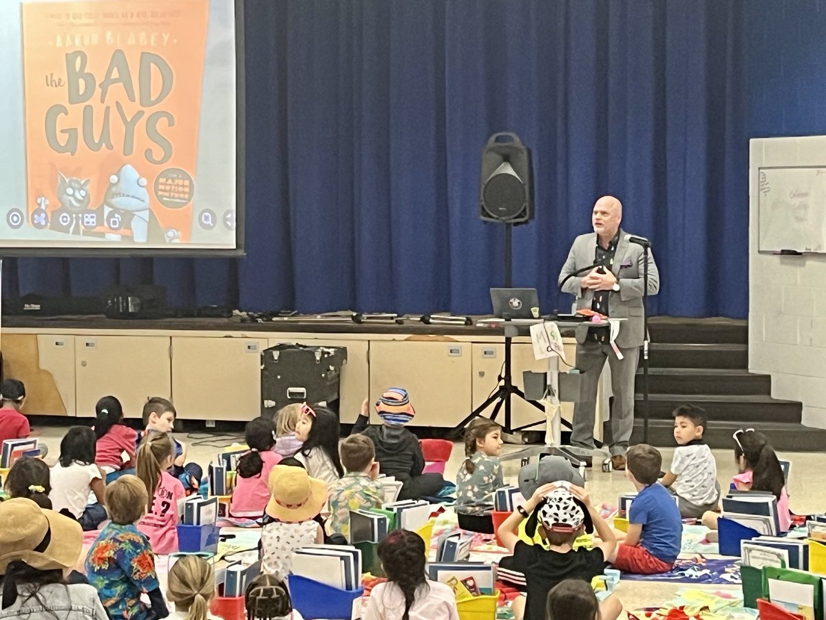 MJansenAD's tweet image. ⁦@RMMachesky⁩ helped ⁦@WassWolves⁩ launch March Is Reading Month at our annual READ IN! Thank you Miss LaRocca for sharing our theme of “It’s Never a Bad Time to Read a Good Book”.