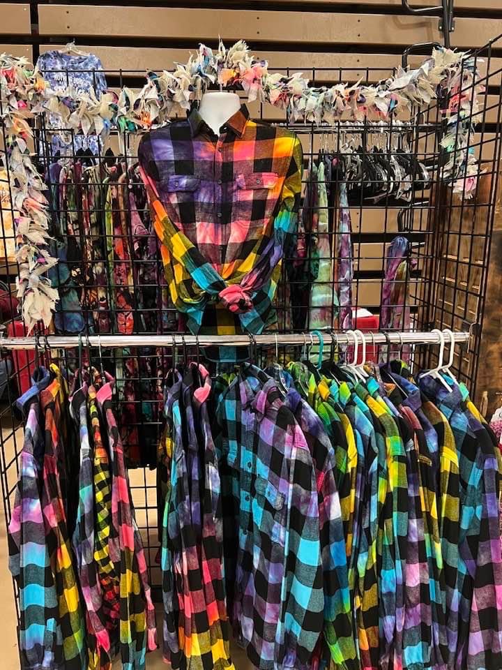 LorieEvents's tweet image. THIS WEEKEND! Don't be stuck inside the house AGAIN! Come to the craft show!
March 4th 9-3
March 5th 10-3
Totally free to shop 270 booths!
Kalamazoo Expo Center