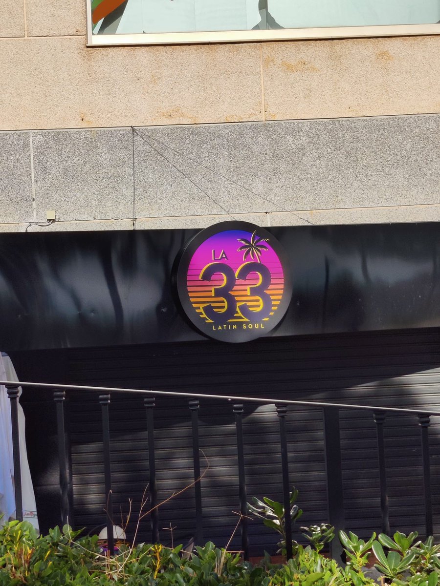 Aquí celebraré el Domingo la victoria.