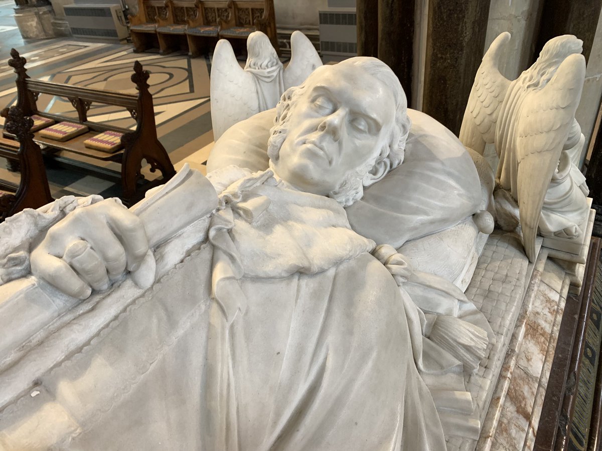 StudioTeaBreak's tweet image. Thursday #PortraitChallenge! 
Tomb of Lord Lyttelton, died 1876, sculpted by James Forsyth @WorcCathedral 

en.m.wikipedia.org/wiki/James_For…

en.m.wikipedia.org/wiki/George_Ly…