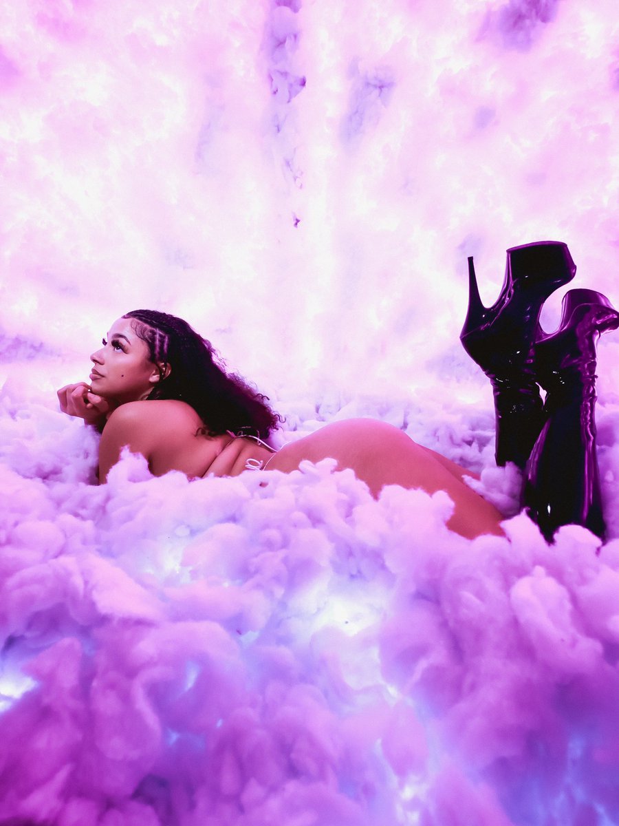 blvckarchives's tweet photo. Pink + White. https://t.co/LFsOoP0IAH