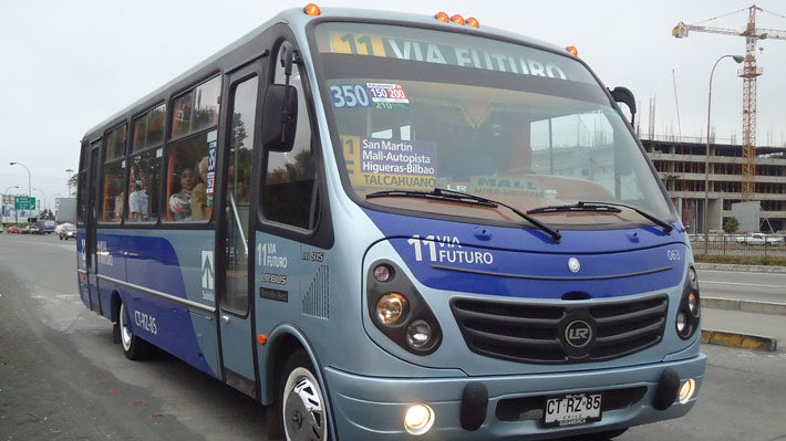 joseantoniokast's tweet photo. Delincuentes asesinaron a balazos a conductor de bus en Chiguayante para robarle 30 mil pesos. 

Ojalá los encuentren, los juzguen y pasen el resto de su vida en la cárcel. Basta de impunidad! https://t.co/dJ5LicN8eP