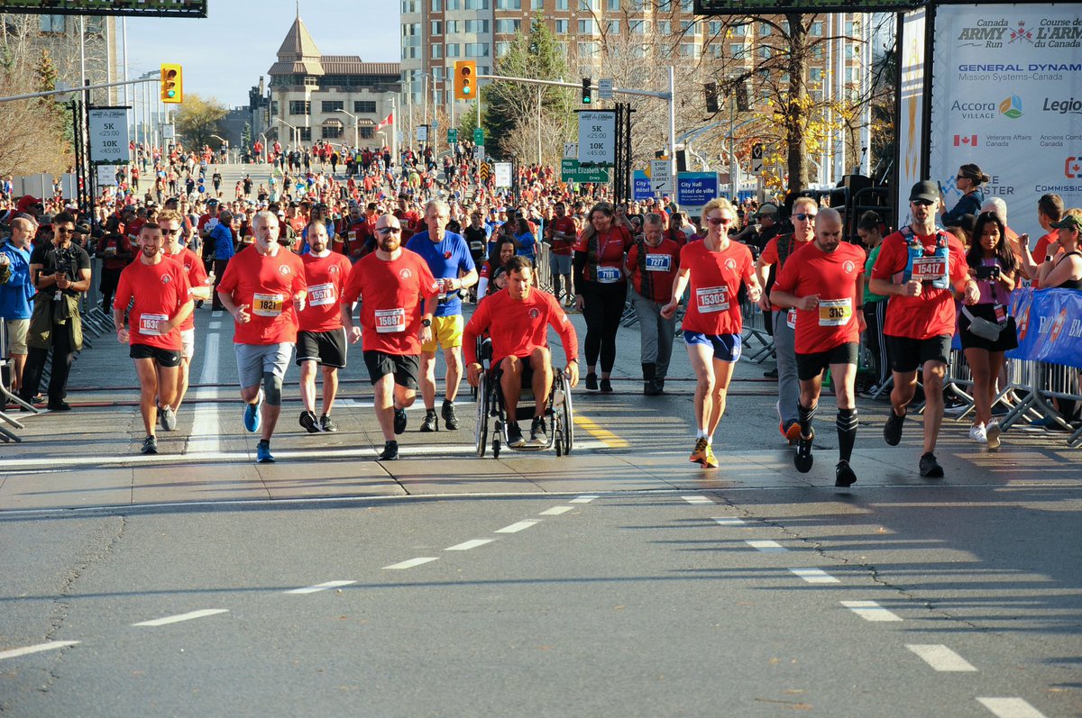 CanadaArmyRun's tweet photo. Canada Army Run 2023, presented by @BMO, is live! 

We are so excited to share that registration is now open for both our virtual and in-person events. We hope you can join us 17 Sep in downtown #Ottawa or virtually from 8-29 Sep! 

1/4 https://t.co/mbrCdHcE29