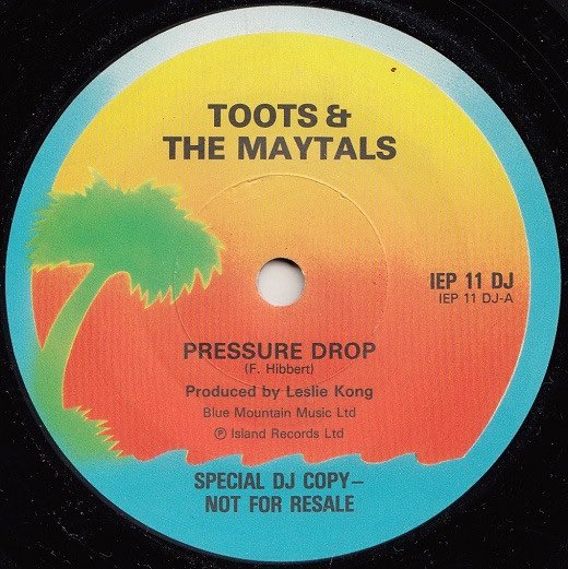 ScotsPostPunk's tweet image. Toots and The Maytals: Pressure Drop
youtu.be/uw66FA6OTqA

@tootsmaytals @DubMaestro1 @GCPunkNewWave @NewWaveAndPunk @Dub_Cadet @NDB66 @ErnSang1 @philjbrett @TangoDrums
 
#RRB #RegularReggaeBit #DailyReggae #UnamericanBroadcasting