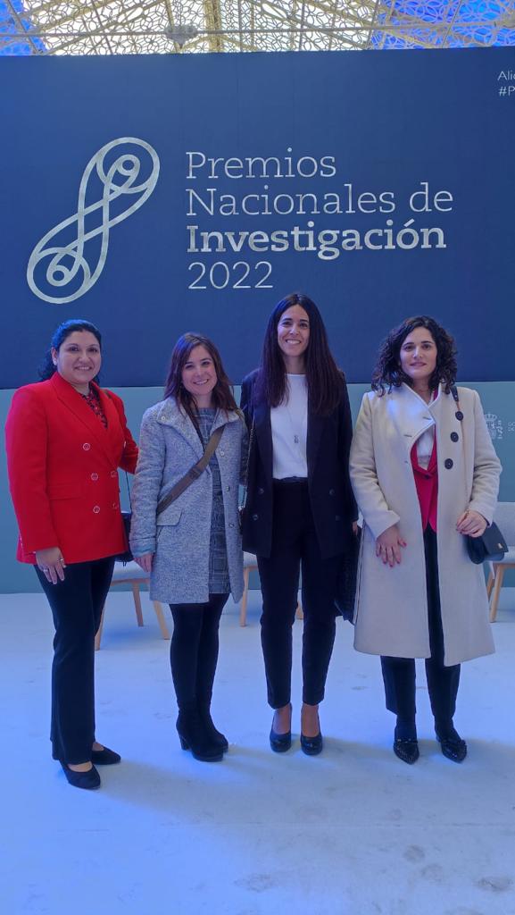 Hoy se ha celebrado en Casa Mediterráneo la entrega de los Premios Nacionales de Investigación #PIN22 

Un día para valorar la importancia de la #Ciencia e #Investigación en nuestra sociedad. Salir del laboratorio para divulgar la relevancia de la ciencia.