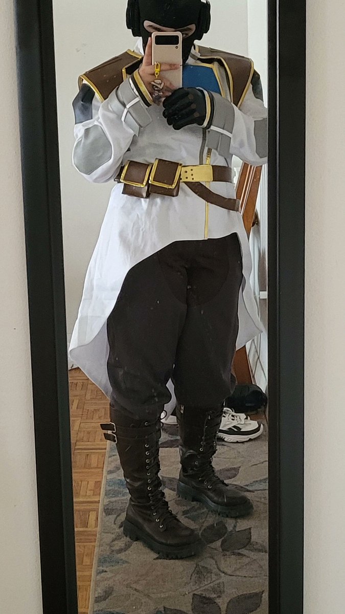Ignore my dirty mirror but-
Cypher is here! Can't wait to fix him up in time for Toronto Comic Con!
:)