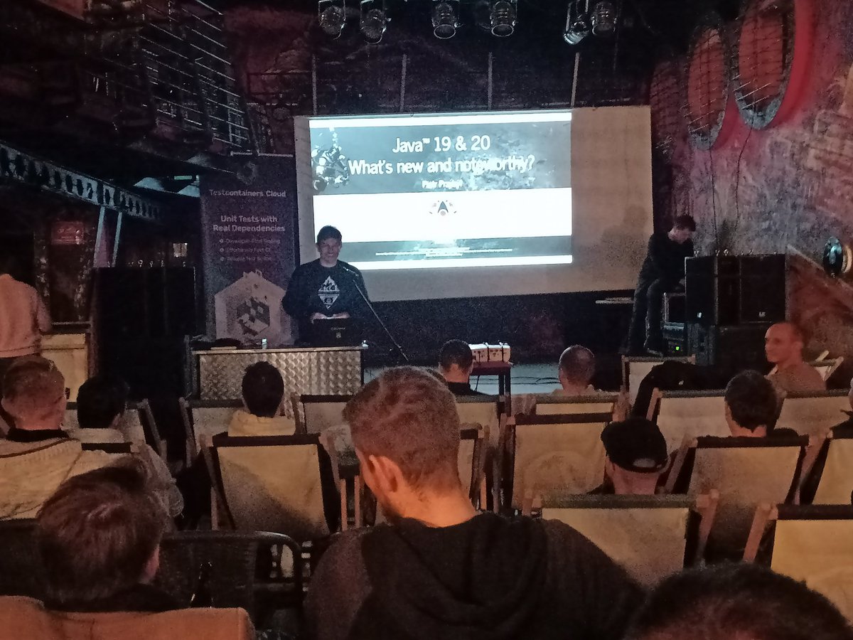 pzalejko's tweet image. With a small delay the next @ZgJUG meeting has just started. @piotrprz on the stage with bunch of news about #java19 and #java20