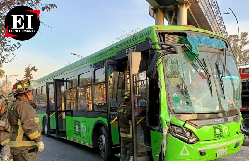 ElInformanteMX's tweet photo. CHOQUE ENTRE CAMIONES DEL TRANSPORTE PÚBLICO 🚍 

📍En la colonia #DelParque, Alcaldía #VenustianoCarranza, se registró un choque entre dos camiones del transporte público, se reportan siete personas heridas. https://t.co/43ydpOZTrK