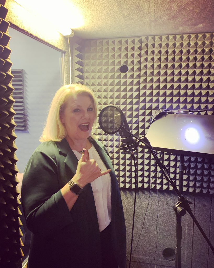 CLTDean's tweet image. Just working on a little something in the Niner Nation sound studio that’s gonna drop soon! Be on 👀 #miccheck #yourdean #nineralums