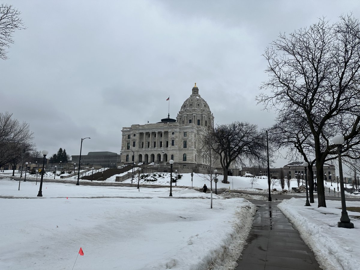 SMARTTransitMN's tweet image. #SMART is in #StPaulMN today for #MPTA’s #TransportationDay to chat with our local representatives about the importance of #PublicTransit. 

#MNleg
