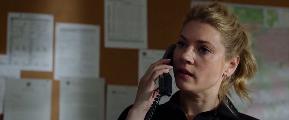 kwinnickspain's tweet photo. Katheryn Winnick (@KatherynWinnick) como Sarah Pennington en The Marksman (2021) https://t.co/7IUK3GHRva