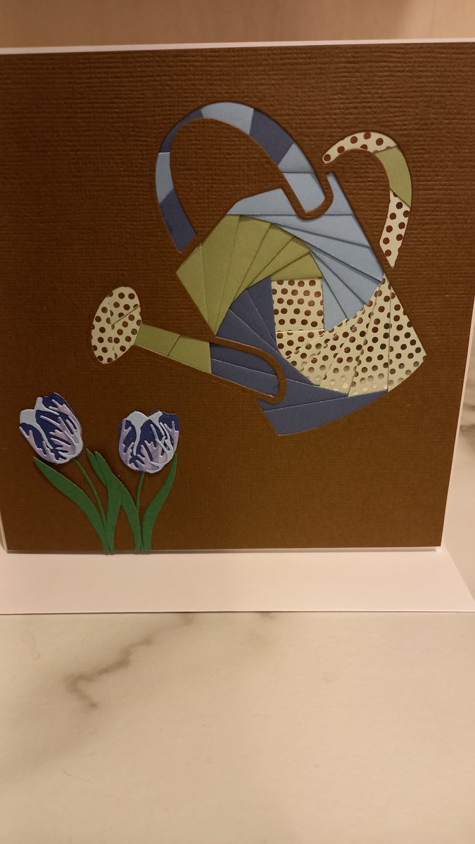 HandcraftedbyW1's tweet photo. Another Iris folded creation, relatively simple once you get the hang of it, beautifully effective. For more creative designs and unique ideas, check us out on Etsy, have a lovely evening. 
https://t.co/jh3ZtTbyGe https://t.co/B4oOymQ3r3