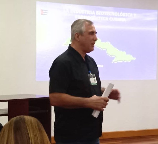 BioCubaFarma's tweet photo. Hoy recibimos los 7 candidatos a diputados del municipio Boyeros. El presidente de #BioCubaFarma, les realizó una presentación del sector. Entre otros temas, se intercambió sobre las potencialidades, los retos y desafíos, que tiene la industria biofarmacéutica. #MejorEsPosible https://t.co/GPMRY7I9xy