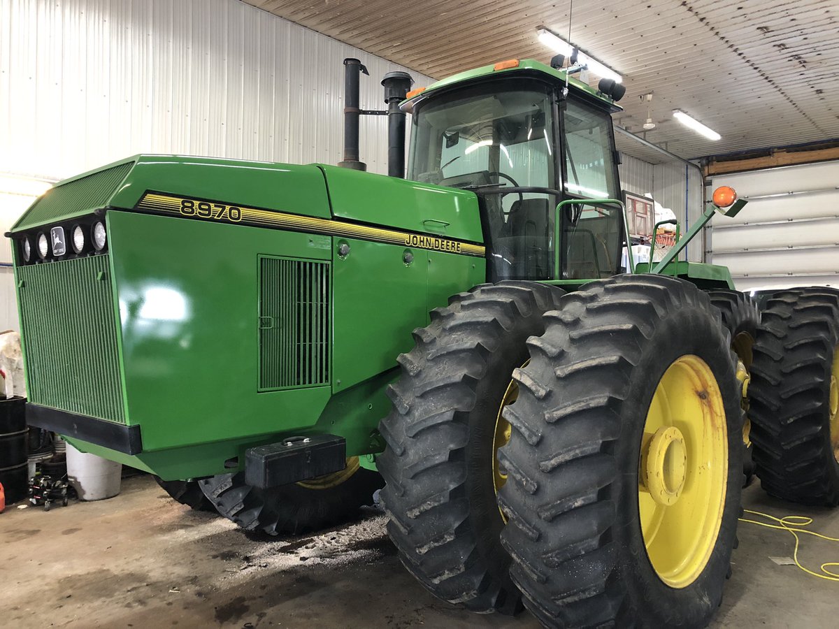 Looking for someone to do an overhead on my Jd 8970. Any 855 Cummins experts in Camrose area?