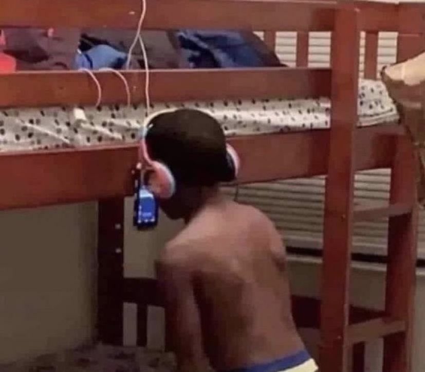 keatonmerrell's tweet image. This is how I imagine Car Seat Headrest recorded Twin Fantasy