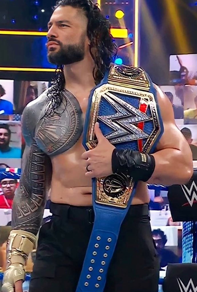 Forgot my fave #WednesdayMotivation is #RomanReigns #TheIslandOfRelevancy is #RomanEmpire #WeTheOnes who know he’s #GreatnessAmongstYou and me! #TheOne and he’s The #TribalChief #UnifiedChampion #TheGreatestToEverDoIt 
913 + 332 Days of greatness @WWERomanReigns 
☝🏽🏝️🔥🏆 #GOAT𓃵