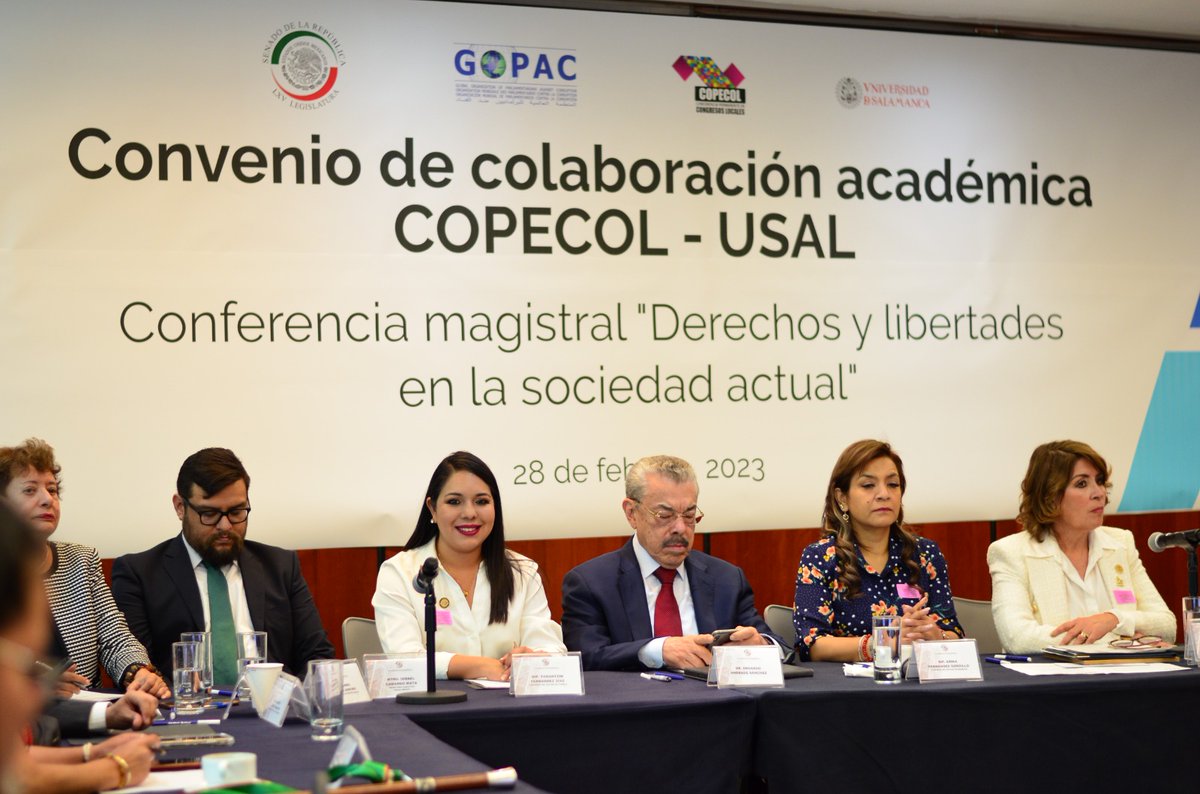 Estuve presente en el <a href="/senadomexicano/">Senado de México</a> con mis compañer@s de la <a href="/CopecolOficial/">COPECOL Oficial</a>, donde en mi carácter de Vicepresidenta, reafirmé la lucha que estamos haciendo desde #Puebla para impulsar leyes encaminadas a detener la violencia de género en #México.