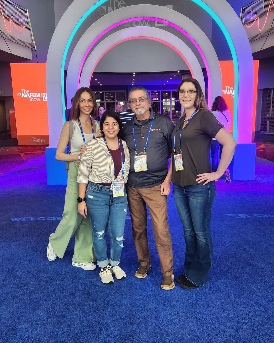 FoodesignCLT's tweet image. Great people. Good food. NEW EQUIPMENT! Huge thanks to @thenafemshow for hosting such an amazing show. Until next show✌🏼! #foodserviceconsultant #foodequipment #nafem23 #nafem2023