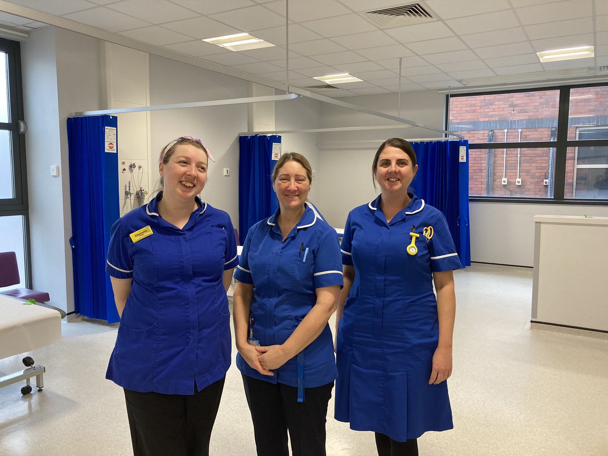 Excited for our established midwifery team in Fetal assessment Unit can’t wait to watch this team develop and grow #proudmatron @josellwright @JulieNewton8 @DonnaPerko78 🤩