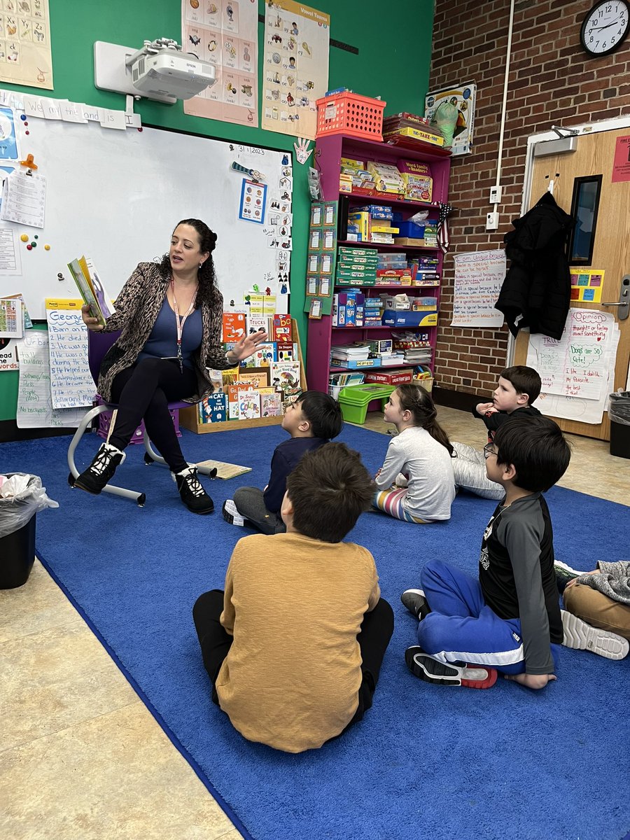 Welcome <a href="/mmaravel13/">Margarita Maravel</a> ! The Ss in rm 202 were so excited to have you as our Mystery Reader! We were WILD about your story! #PARP <a href="/Hampton_Street/">Hampton Street</a> <a href="/hampton_pta/">Hampton Street PTA Mineola</a> <a href="/MineolaUFSD/">Mineola UFSD</a>