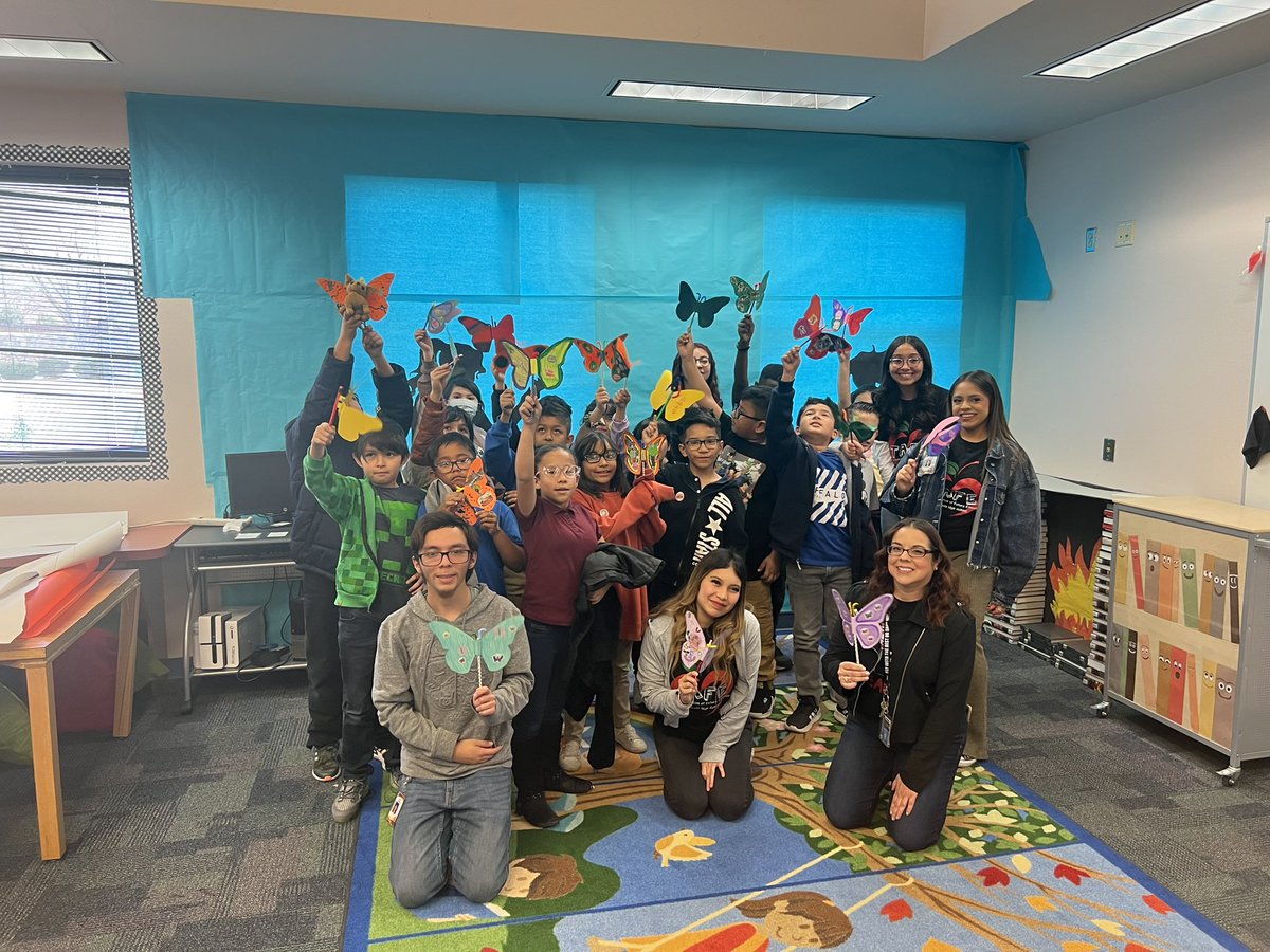 Gabby Ayala (@gayala_jhs) on Twitter photo Read Across America continues with a wonderful visit from <a href="/EdhsLibrarians/">EDHS Librarians</a> and ElDo TAFE scholars. Thank you for making reading magical for our students! <a href="/EDAztecs_HS/">Venessa Betancourt</a> <a href="/Sparks_Interest/">Marcy Sparks</a> #TeamSISD #OneEmpire Read Across America continues with a wonderful visit from <a href="/EdhsLibrarians/">EDHS Librarians</a> and ElDo TAFE scholars. Thank you for making reading magical for our students! <a href="/EDAztecs_HS/">Venessa Betancourt</a> <a href="/Sparks_Interest/">Marcy Sparks</a> #TeamSISD #OneEmpire