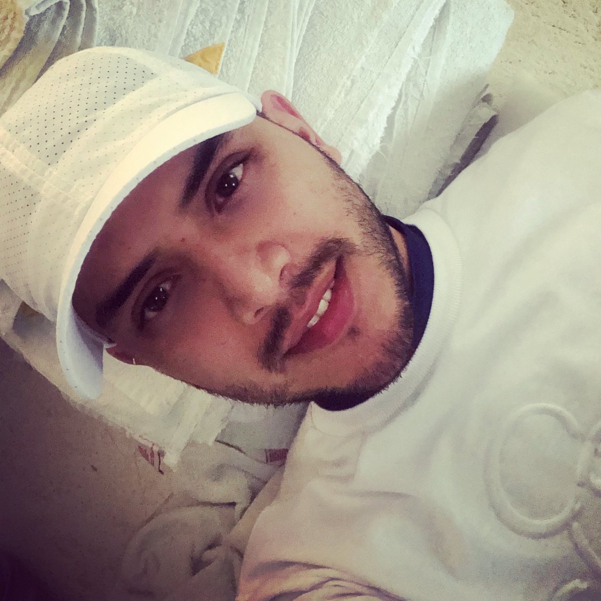 jimenezdavid05's tweet photo. Las cosas buenas tardan en llegar, por eso, me tienen que esperar 😅🤣🥰 https://t.co/hSCISIygFW